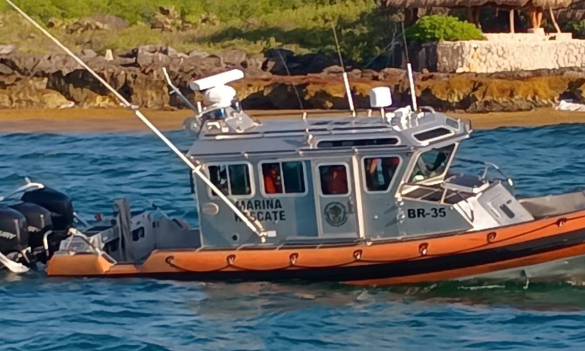 Marina asegura 45 paquetes con presunta droga en Playa del Carmen
