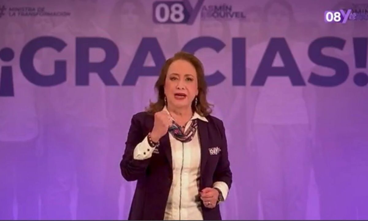 La ministra Yasmín Esquivel cerró su campaña en Facebook.