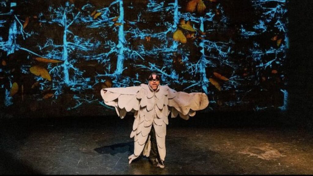 Monarch, un musical de una realidad inevitable. Noticias en tiempo real