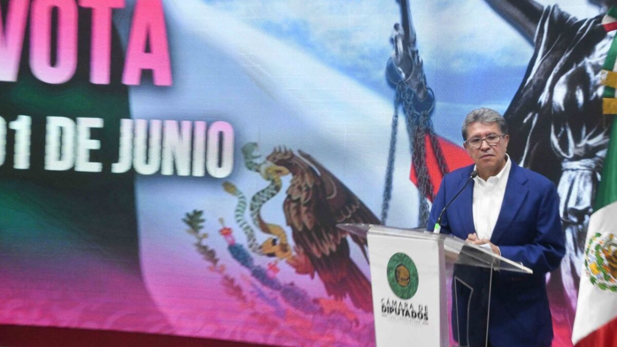 Ricardo Monreal rechazó que acordeones en los que se indica por qué candidatos votar deslegitimen la elección judicial del próximo domingo.
