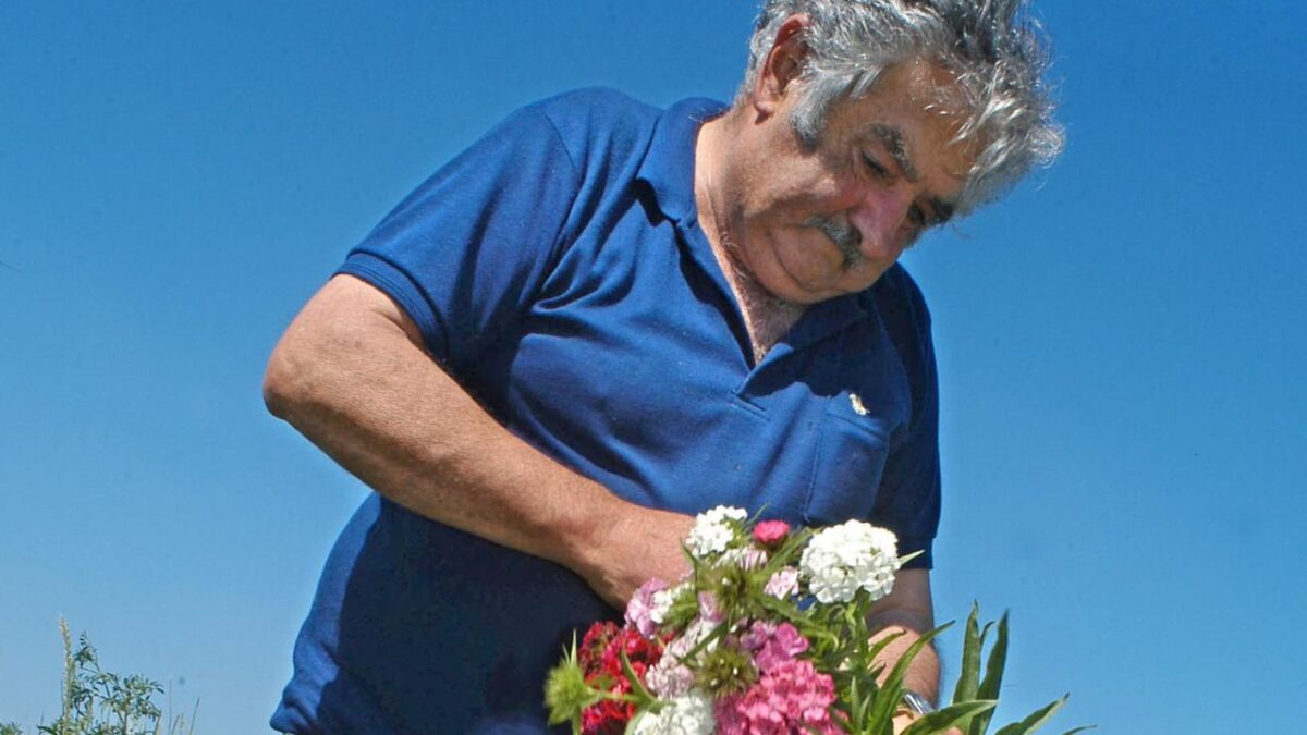 Pepe Mujica, el exmandatario izquierdita pasó de exguerrillero preso a presidente reformista con estilo directo y vida sencilla.