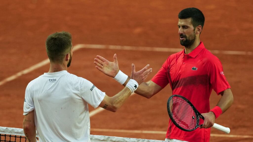 Novak Djokovic gana confianza en la arcilla parisina. Noticias en tiempo real