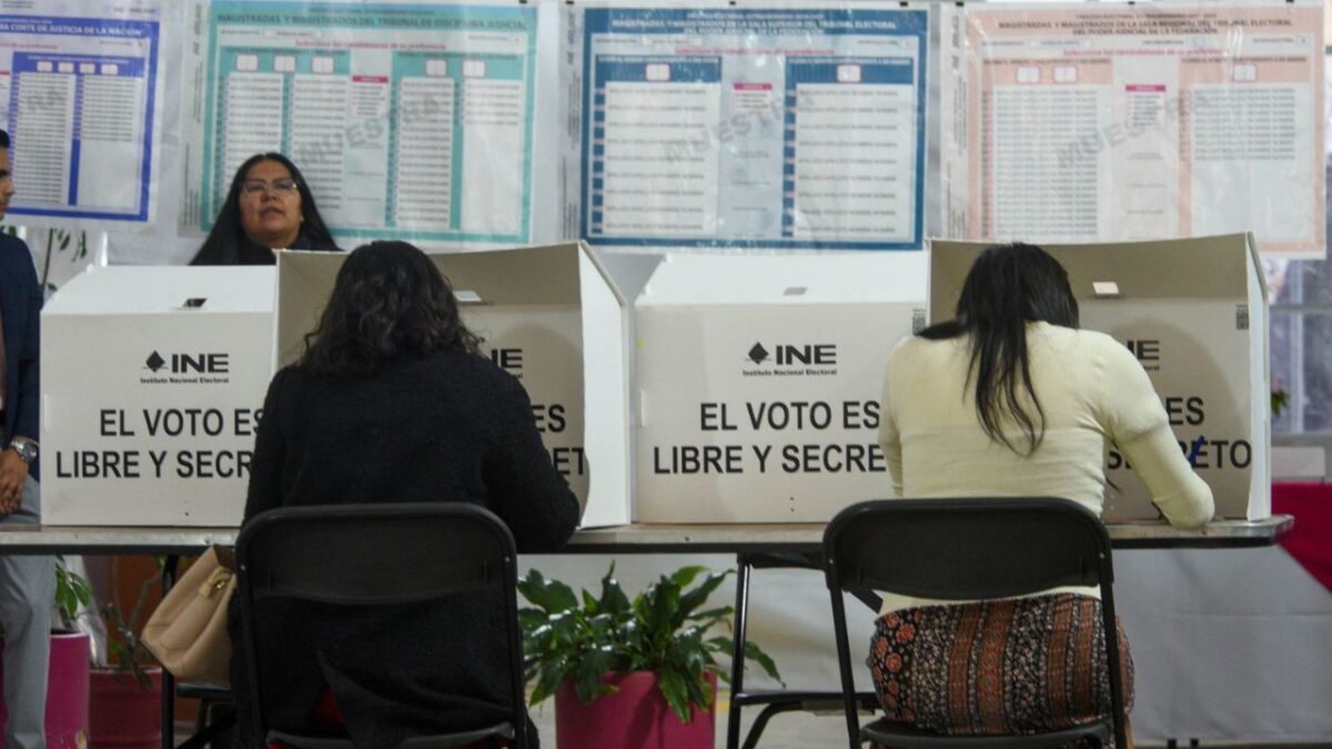 El presidente nacional del PAN, Jorge Romero, exigió al gobierno federal y a los gobiernos estatales, garantías en materia de seguridad antes, durante y después de la elección judicial del próximo 1 de junio.