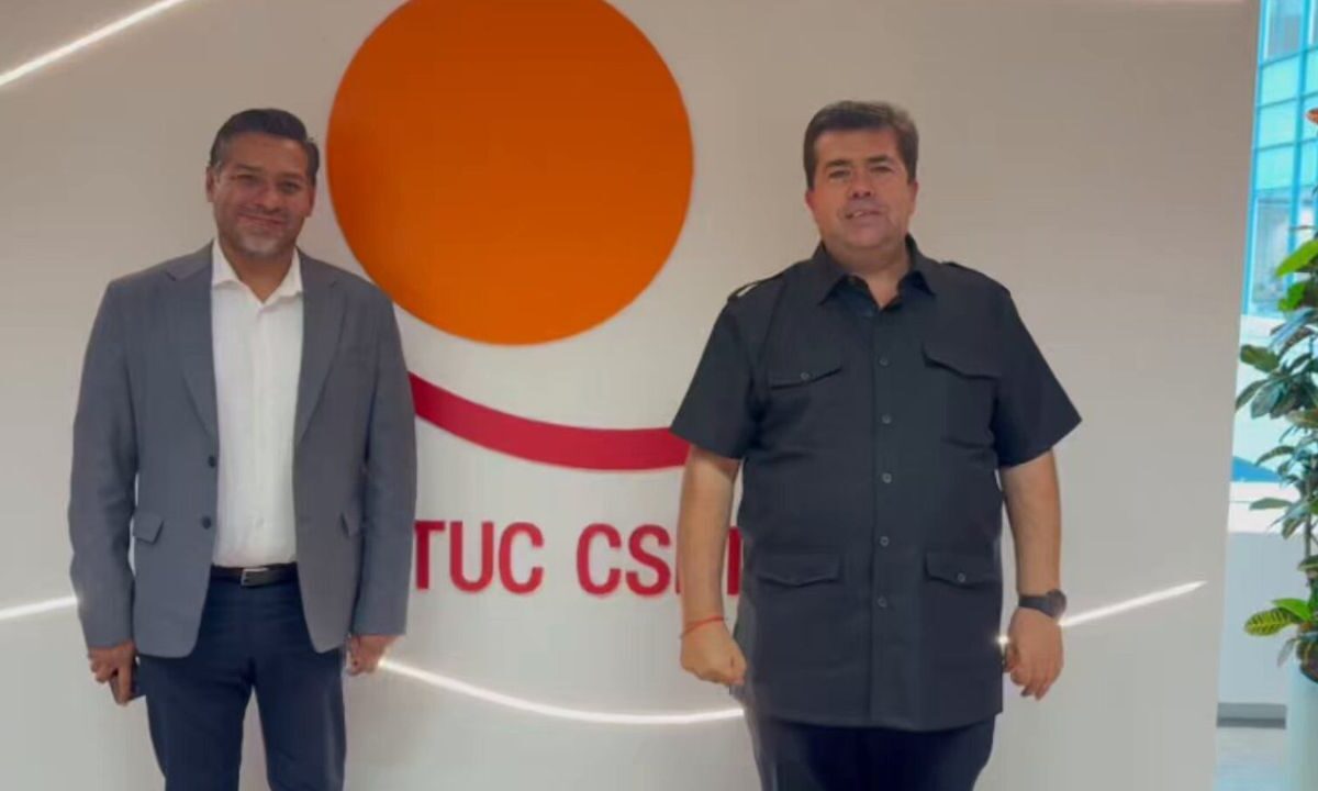 El diputado morenista Pedro Haces Barba se encuentra en Bruselas, Bélgica, en la Confederación Sindical Internacional donde sostuvo una reunión con el secretario general, Luc Triangle.