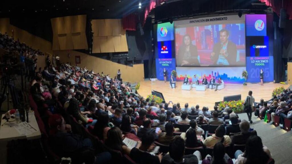  Este día se llevó a cabo el 16º Congreso Internacional de Transporte.