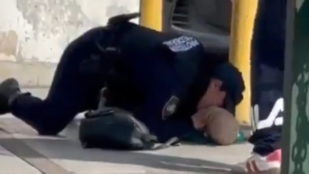 Policía reanima a bebé que ya no tenía pulso en Monterrey. Noticias en tiempo real