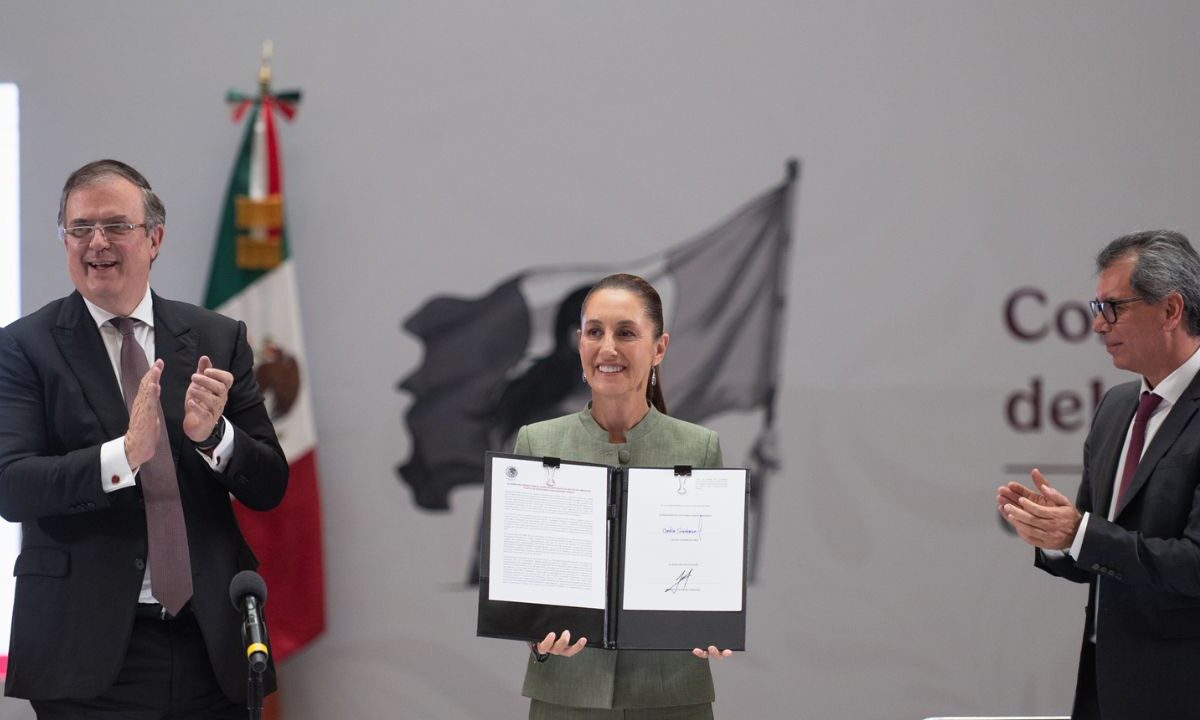 Por 3 años, acuerdo con ANTAD para impulsar productos Hecho en México: Ebrad