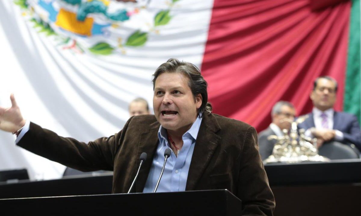 El diputado Mario Zamora, exhortó a autoridades de seguridad a que soliciten a EU información de funcionarios mexicanos investigados.
