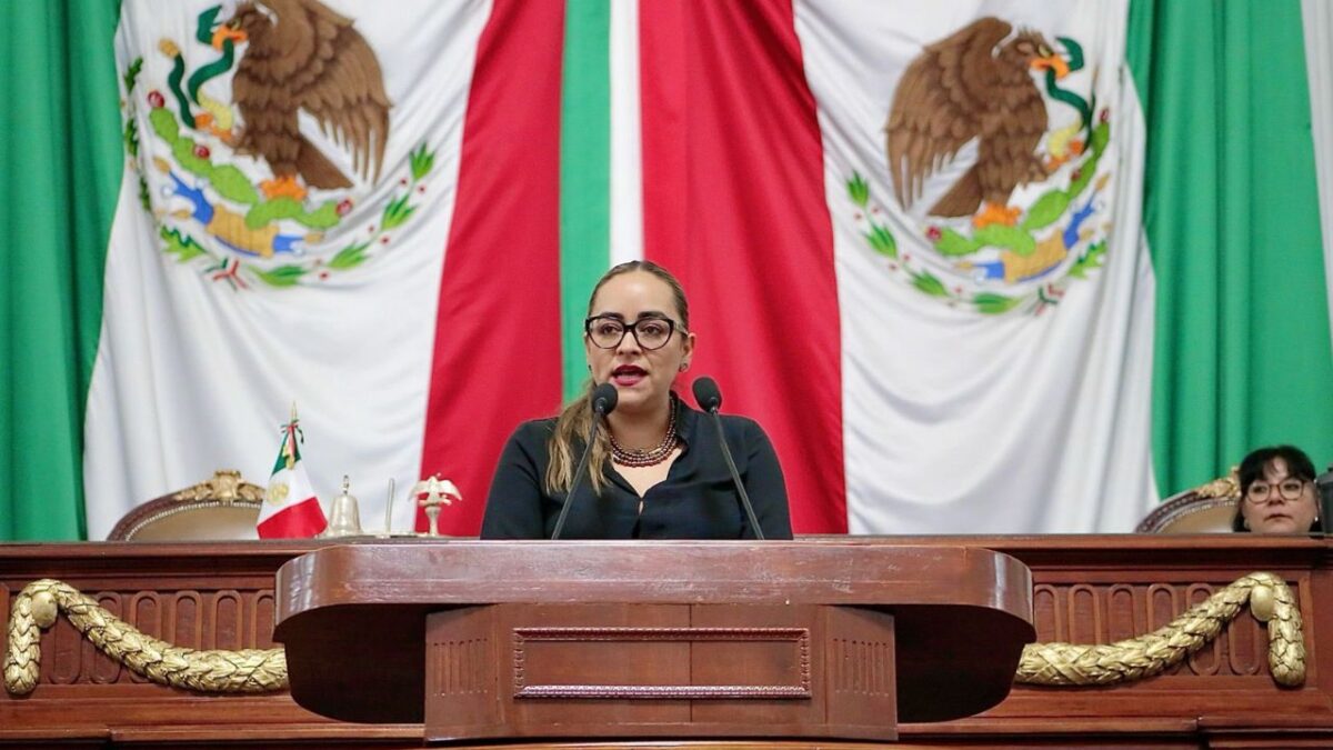 Laura Álvarez, PAN, Narcocorridos