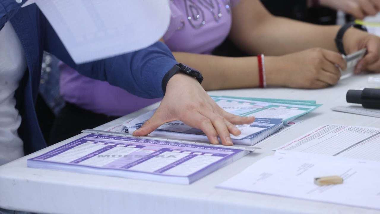 El INE realizó el segundo simulacro de conteo de votos de la elección judicial.