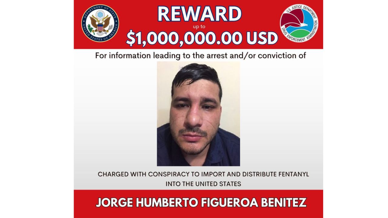 Reportan que autoridades federales abatieron en Sinaloa a Humberto Figueroa Benítez "El Perris" o "El 27", mano derecha de Los Chapitos.