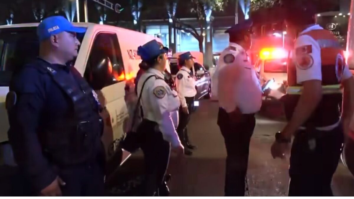 Una reportera del medio Telediario denunció que recibió un pinchazo por parte de un sujeto desconocido sobre la avenida Juárez en CDMX.