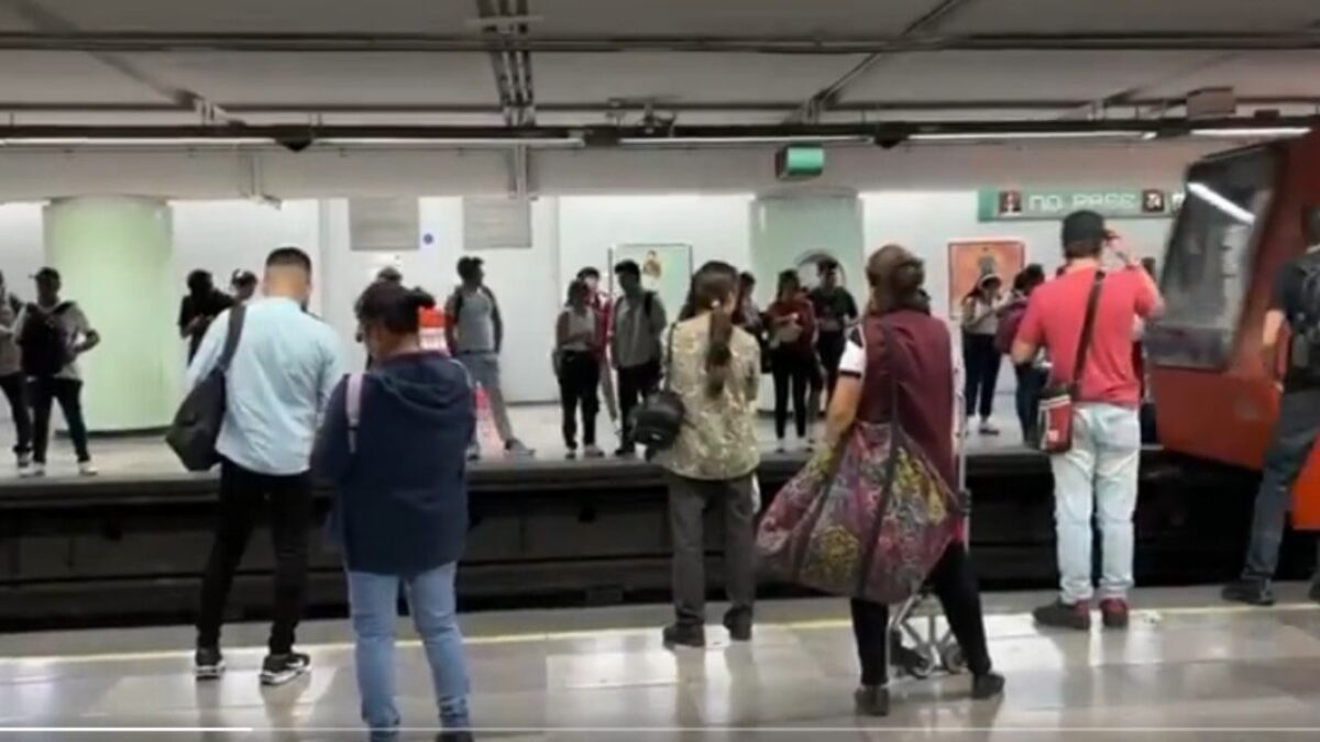 El Metro reanudó su servicio en la Línea B luego una falla eléctrica que interrumpió la operación de los trenes en todas las estaciones.