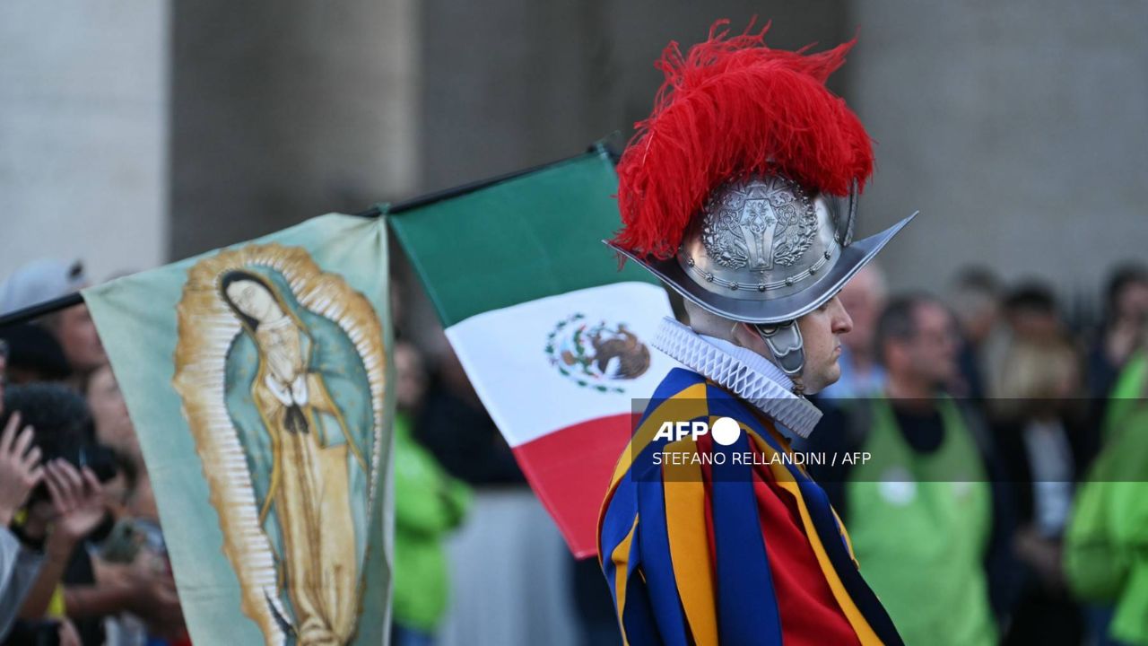 Ricardo Monreal, coordinador de los diputados de Morena, celebró la elección del Papa León XIV recordando su conexión con el Papa Francisco.