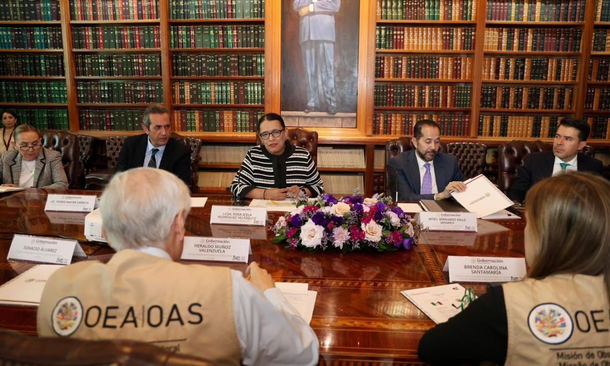 La titular de Gobernación, Rosa Icela Rodríguez, se reunió con la comisión observadora electoral de la OEA, de cara al 1 de junio.
