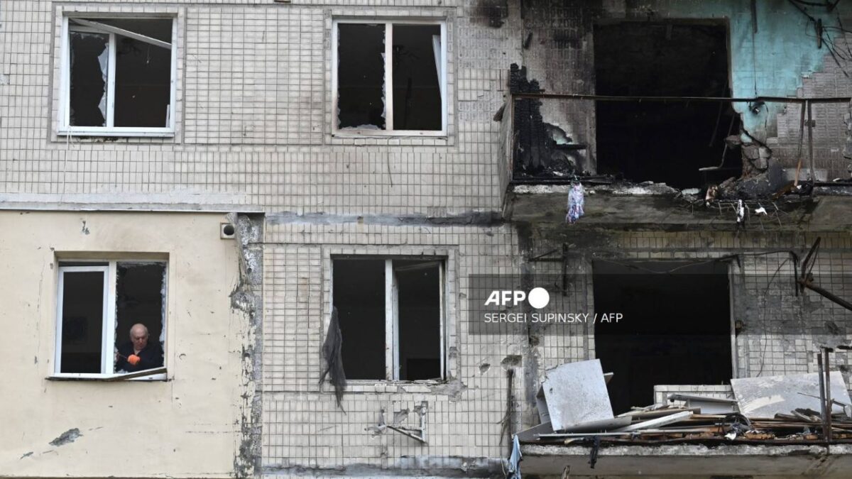Rusia bombardea Kiev durante intercambio de prisioneros
