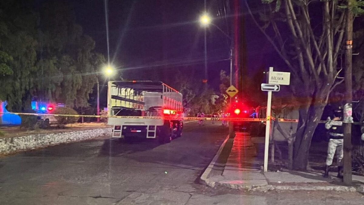 En Celaya localizaron el cuerpo de un hombre, quien presumen que podría ser un guardia nacional.