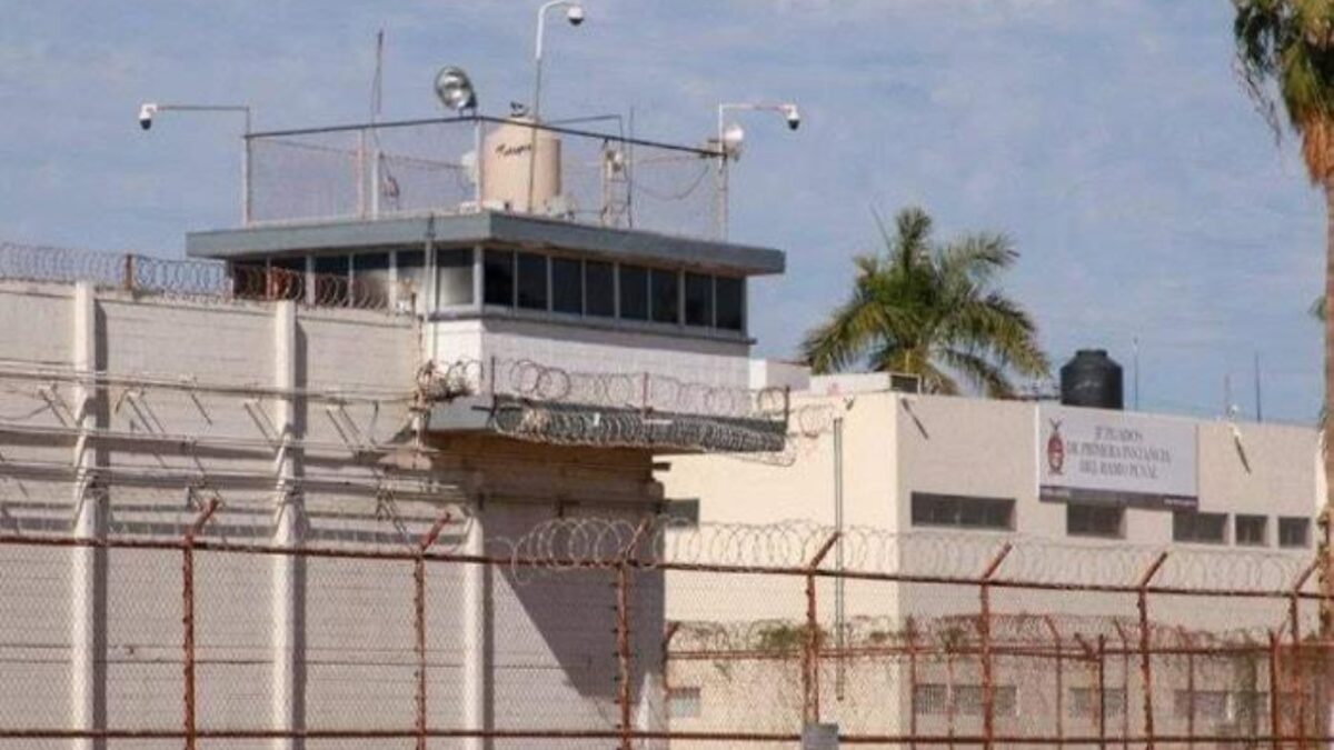 Se desata balacera en el penal de Aguaruto en Culiacán