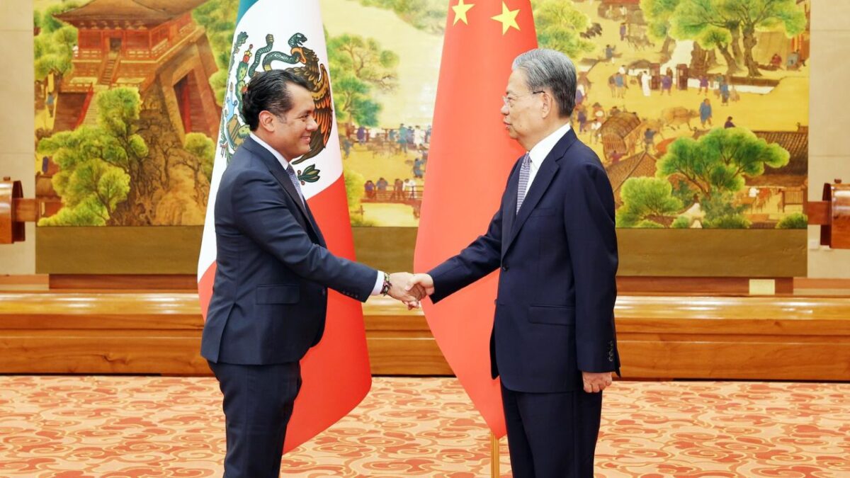 Visita a China tuvo un contenido político: Sergio Gutiérrez Luna.