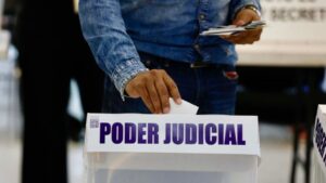 Sheinbaum llamó a participar en la elección judicial el 1 de junio y dijo desconocer si López Obrador acudirá a las urnas.