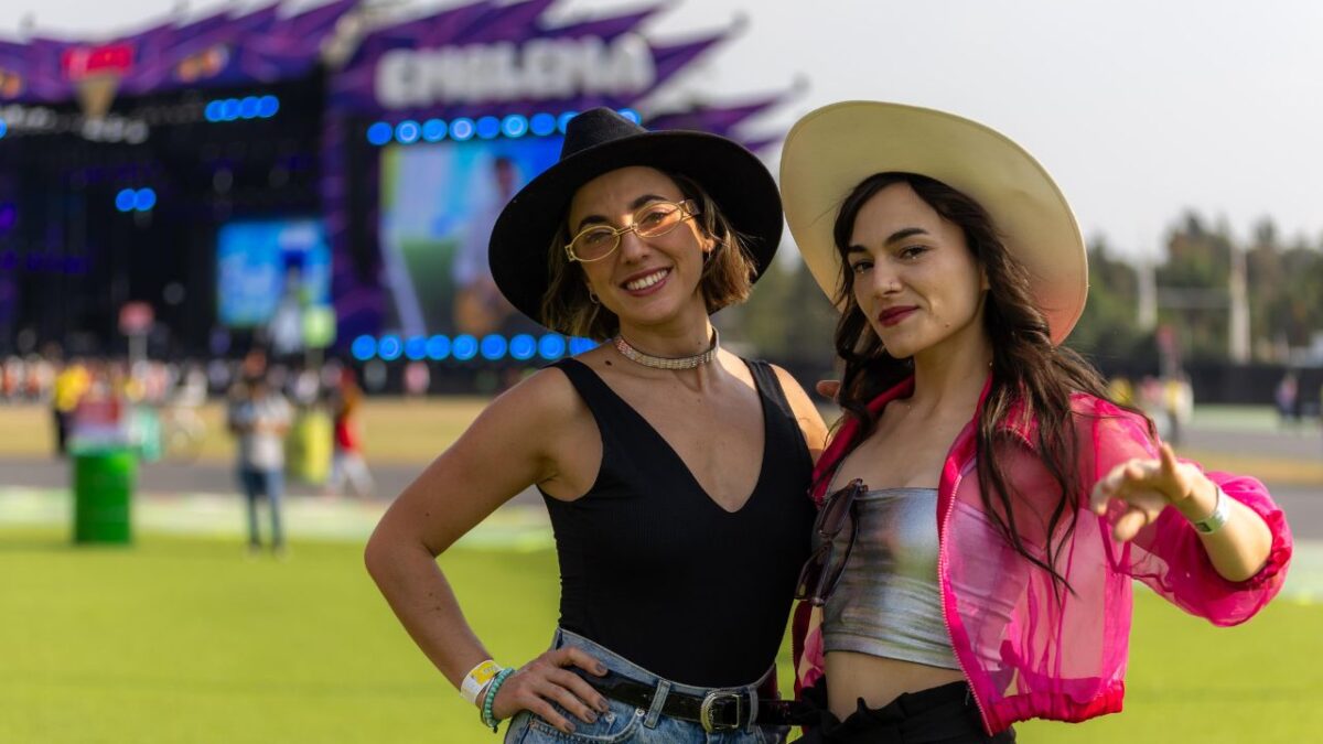No te pierdas ni un solo detalle de el esperado festival Tecate Emblema 2025 y sigue nuestra cobertura minuto a minuto.