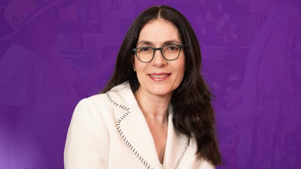 La aspirante a la SCJN llamó a la ciudadanía a votar pidiendo que prioricen los interés de la nación y subrayó que la reforma judicial los empodera.