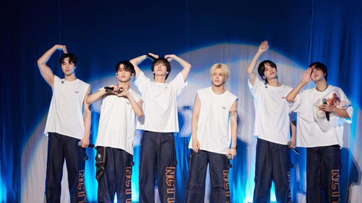 La noche de este viernes el elenco de SM Entertainment tomó el Estadio GNP con varias presentaciones a la que denominó SMTOWN LIVE.