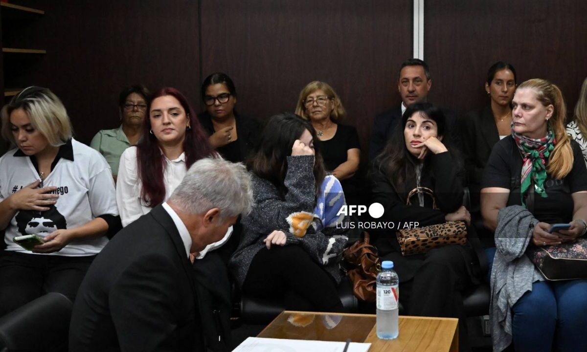 El juicio de Maradona quedó suspendido temporalmente luego de la controversia por imparcialidad en el actuar de la jueza Julieta Makintach.