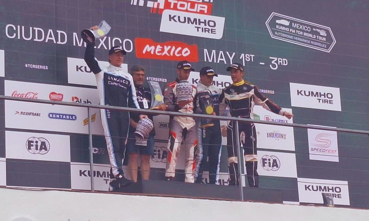 Esteban Guerrieri, al volante del auto #186 del equipo GOAT Racing, conquistó la primera carrera del Kumho FIA TCR World Tour 2025.