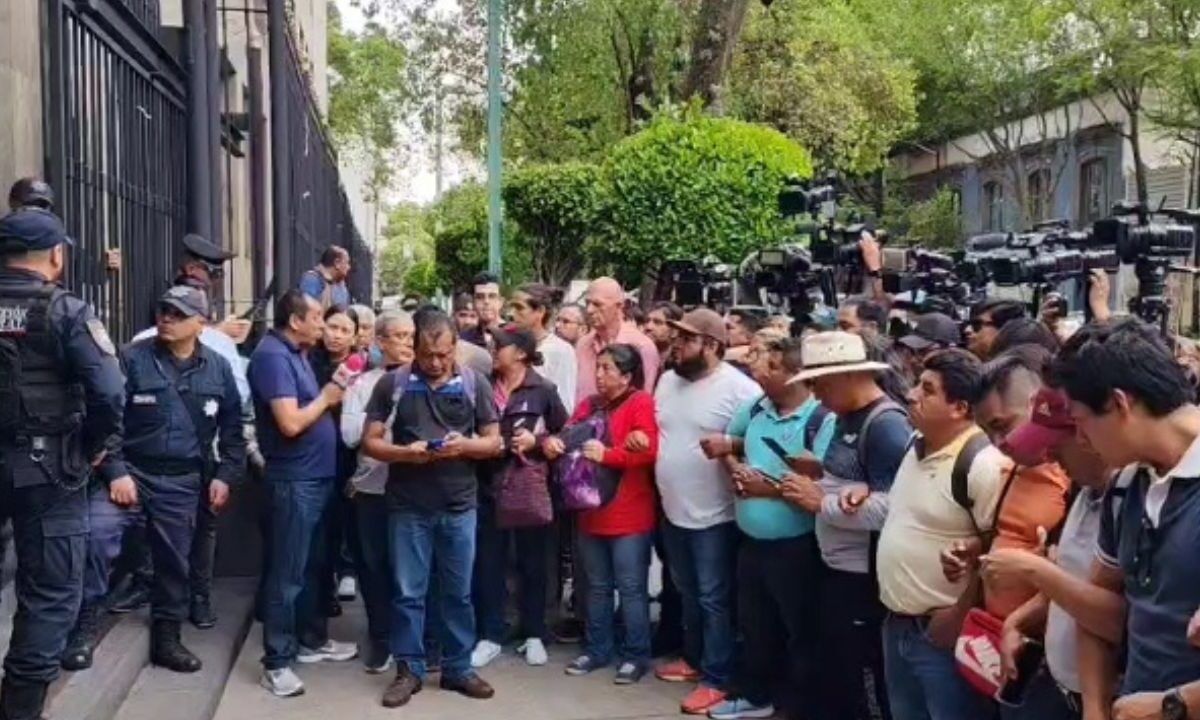 Los negociadores de la CNTE terminaron la reunión con funcionarios de Gobernación y darán una conferencia para informar las resoluciones.