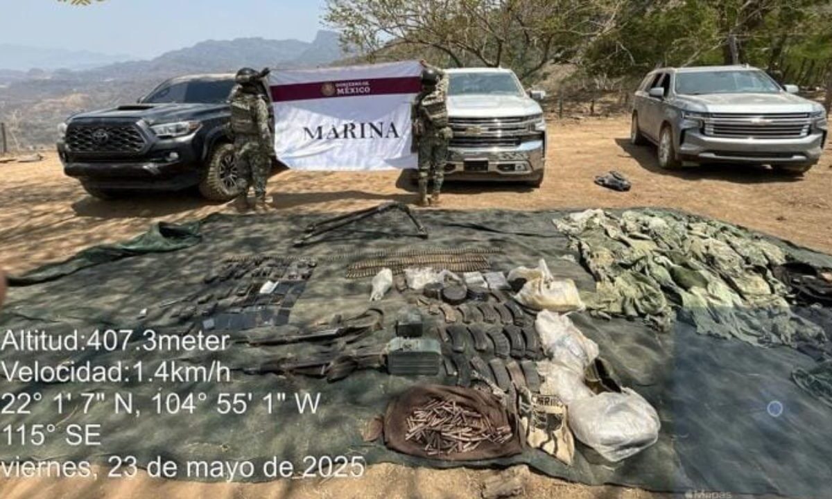 Elementos de la Semar repelieron una agresión de civiles armados y aseguraron vehículos, equipo, cargadores y cartuchos en Nayarit.