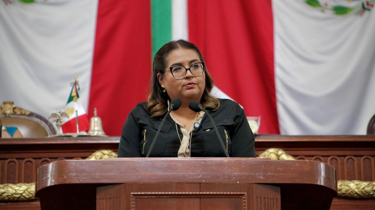 La diputada del PAN, Claudia Pérez Romero presenté un punto de acuerdo para actualizar y aplicar protocolos contra la violencia escolar.