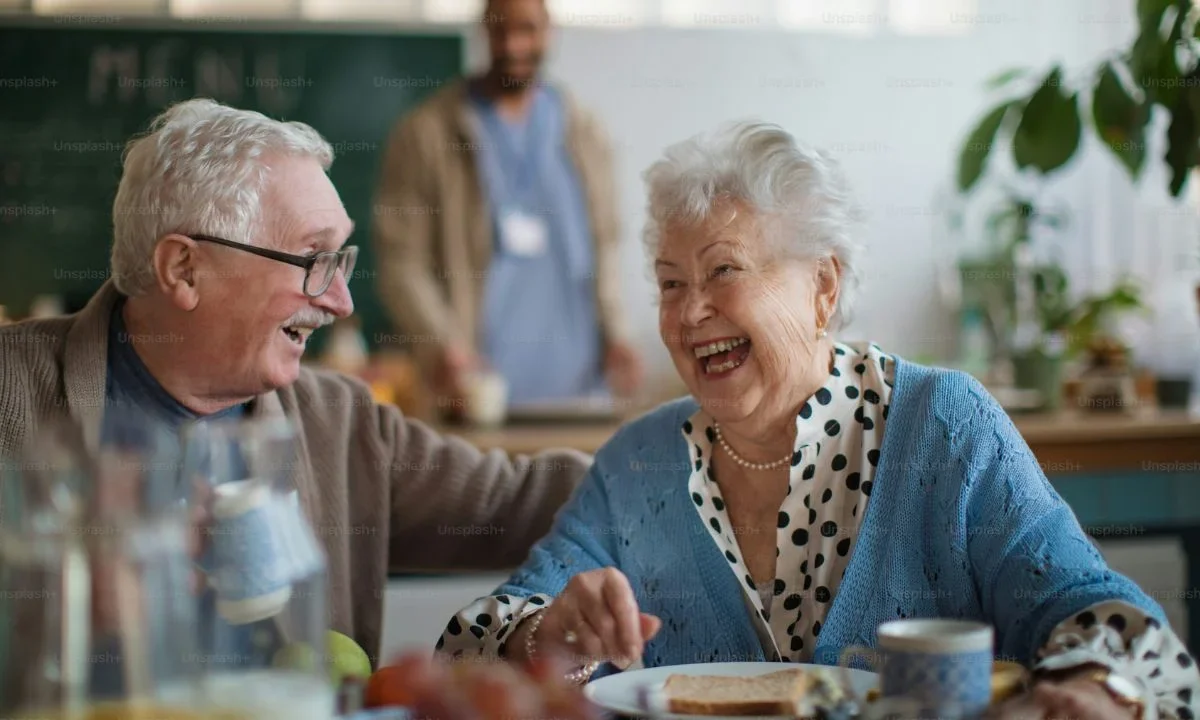 El INAPAM ofrece alberques y estancias de día, con el objetivo de mejorar la calidad de vida de las personas adultas mayores en el país