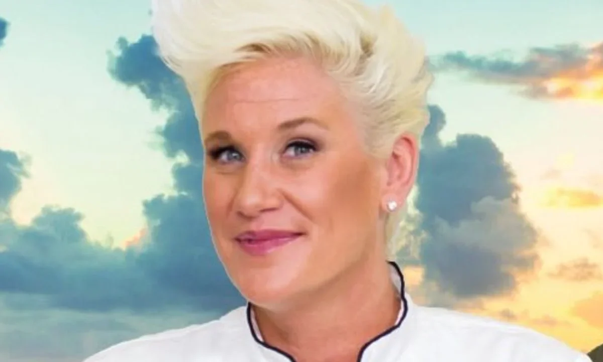 La chef Anne Burrell, falleció el martes en Brooklyn a los 55 años