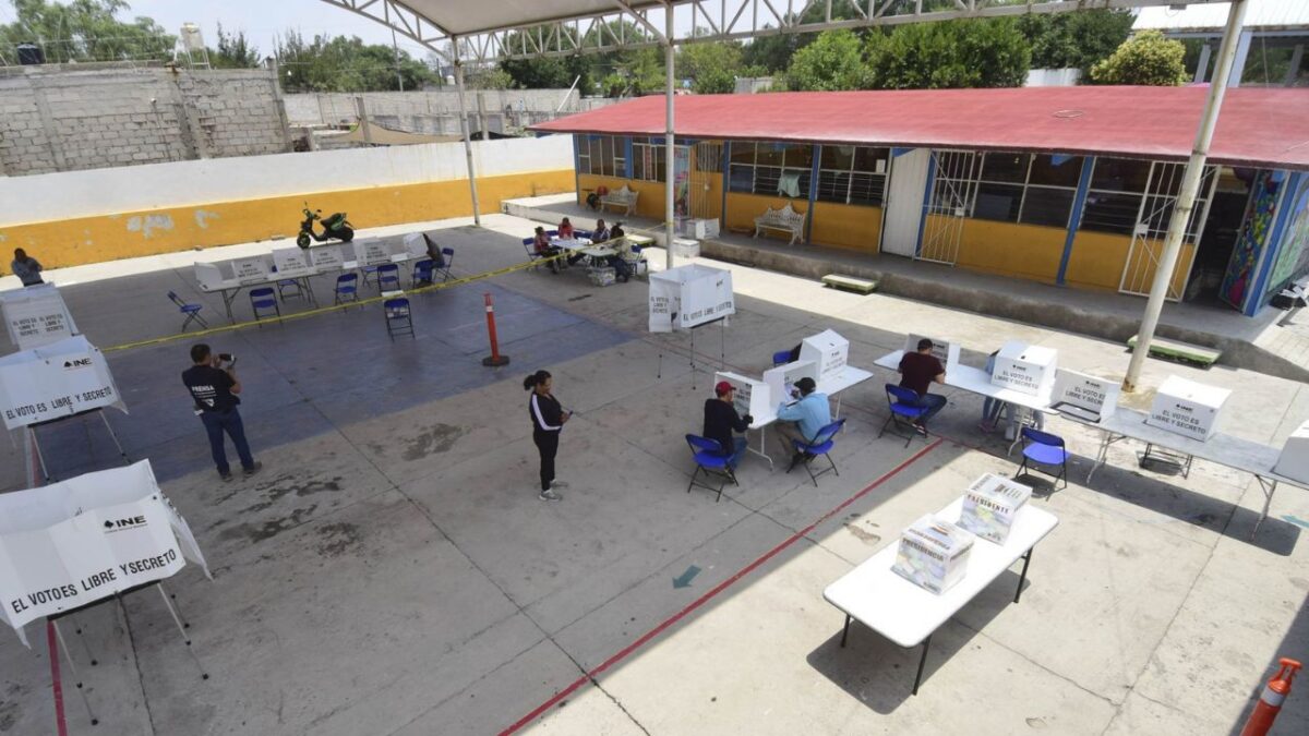 La Brigada Antimapache destacó que 90% de mexicanos no votó en la elección judicial y destacó la influencia de programas sociales en el voto.
