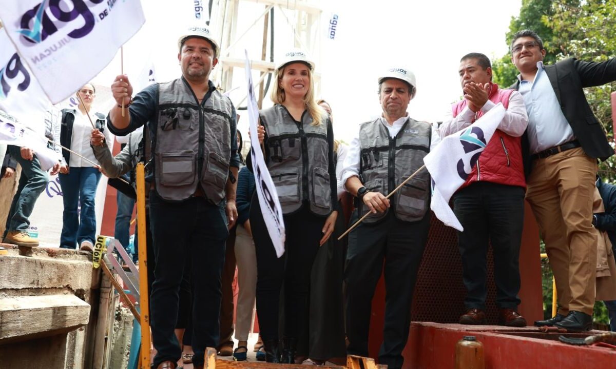 Como parte de las acciones que lleva a cabo la presidenta municipal, Romina Contreras, en abastecer a la población de agua potable y enfrentar la sequía, Aguas de Huixquilucan se convirtió en miembro de los 300 líderes del mundo
