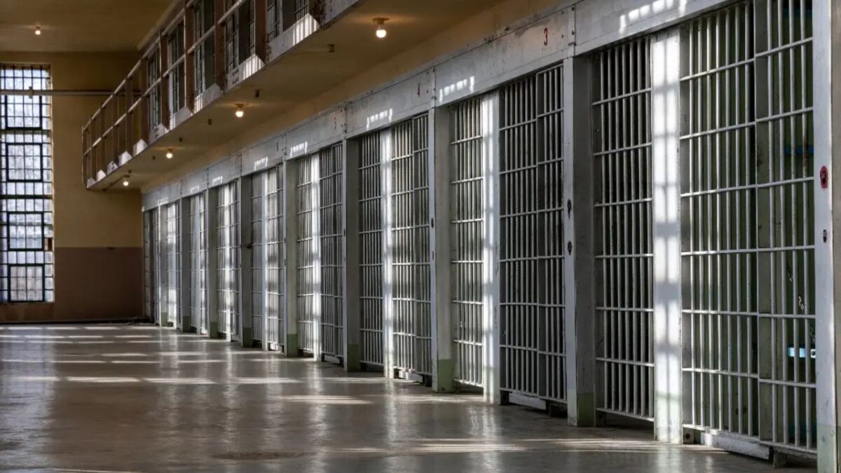Condenan a más de medio siglo de prisión a 4 “Zetas”