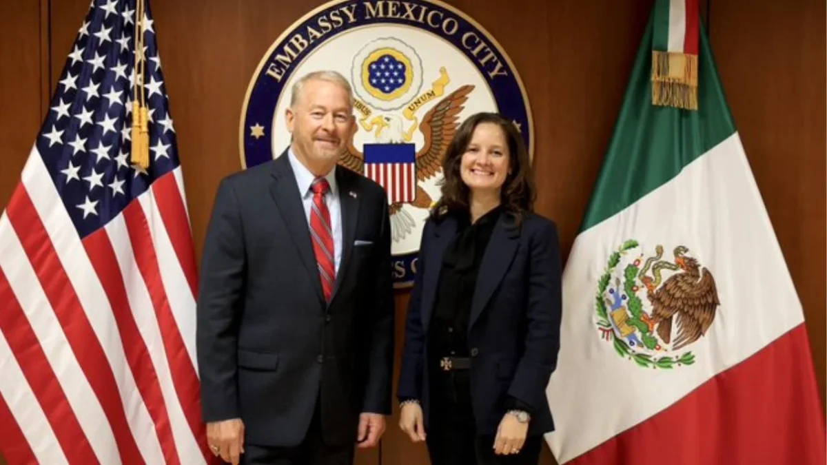 Ronald Johnson, embajador de Estados Unidos en México reconoció el liderazgo de la subsecretaria interina del Tesoro, Anna Morris