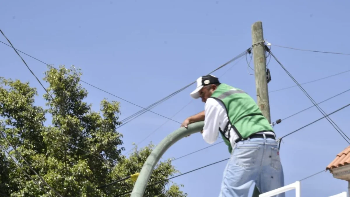 Gobierno de SLP refuerza entrega de agua por falla en El Realito