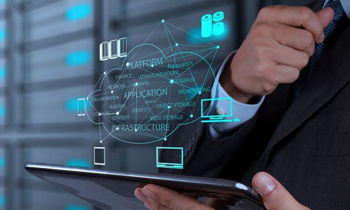 Integra Seguritech IA a soluciones tecnológicas para la seguridad.