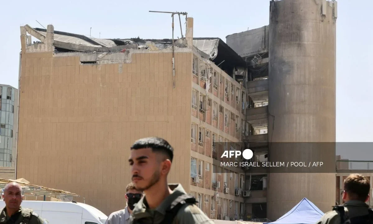 Israel amenaza con 'eliminar' al Ayatolá, Irán responde con misiles