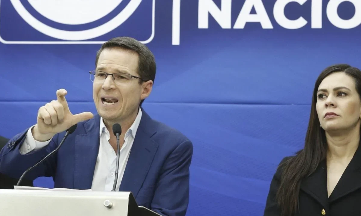 La propuesta de reforma electoral busca el control total, afirma Ricardo Anaya