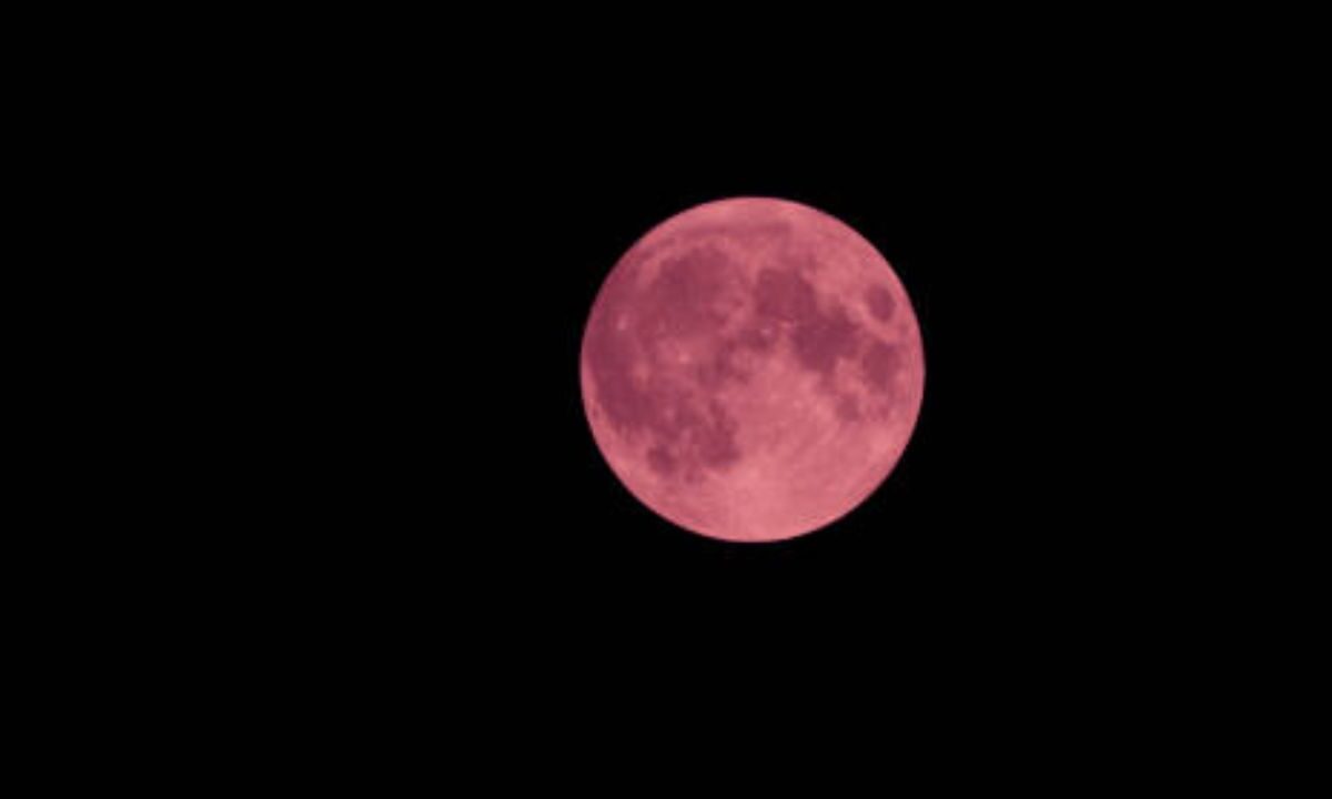 En junio, es cuando se da la última Luna Llena de la primavera