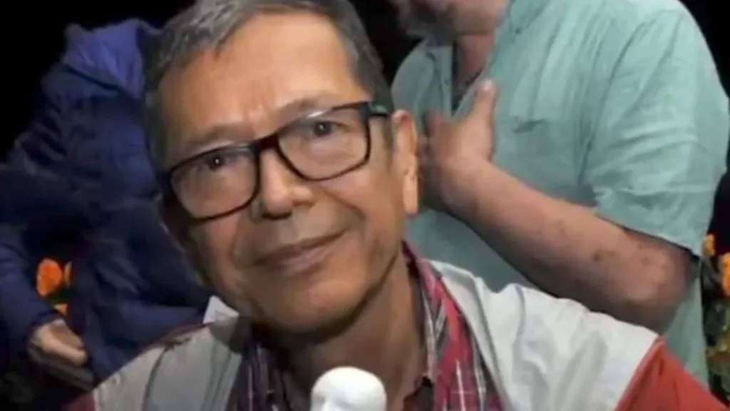 Carlos Bonfil, autor de libros como "Águila o sol", "Las apariciones de Cantinflas", "Al filo del abismo. Roberto Gavaldón y el melodrama negro", entre otros, murió tras una larga lucha contra el cáncer