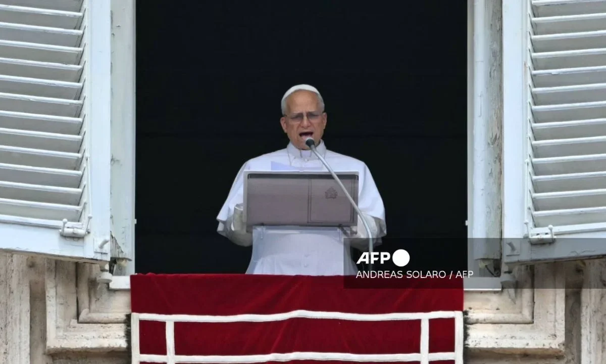 Papa León XIV en la misa del Angelus