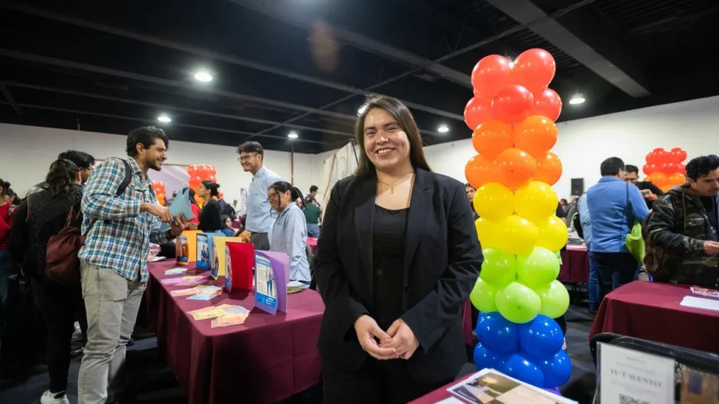 Llevan a cabo Feria Nacional del Empleo para la Diversidad en  "Expo Reforma" 