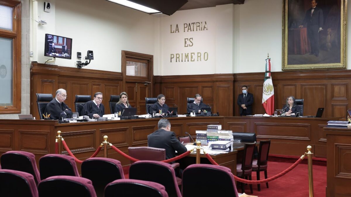 Tras la elección judicial, la sesión de ayer en la Corte se vio marcada por inusuales gestos y posturas de los ministros.