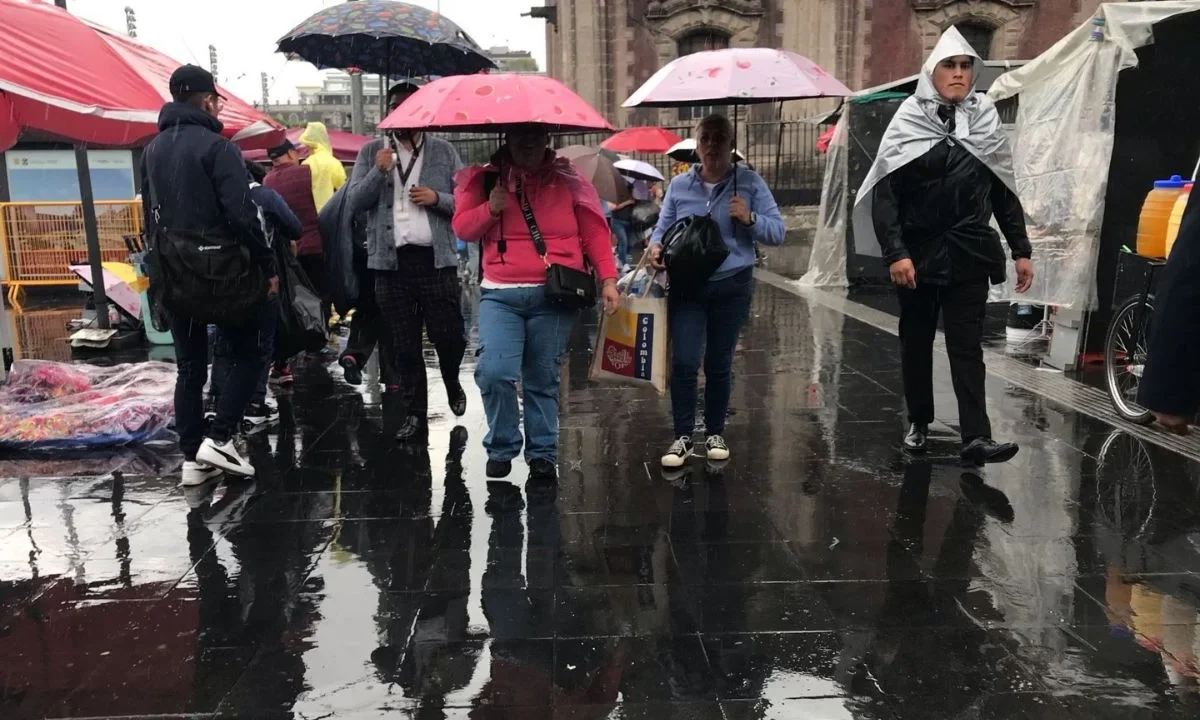 Protección Civil activa alerta doble por lluvias en CDMX.
