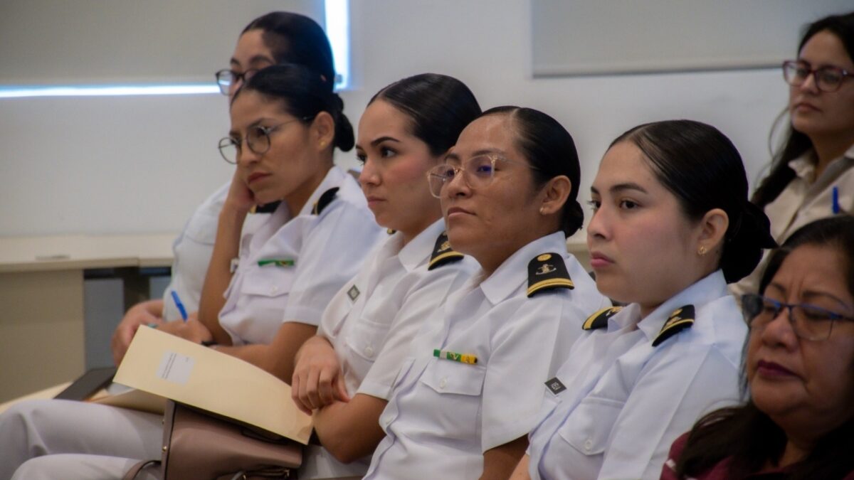 Capacitan a personal de salud por sarampión y rubéola