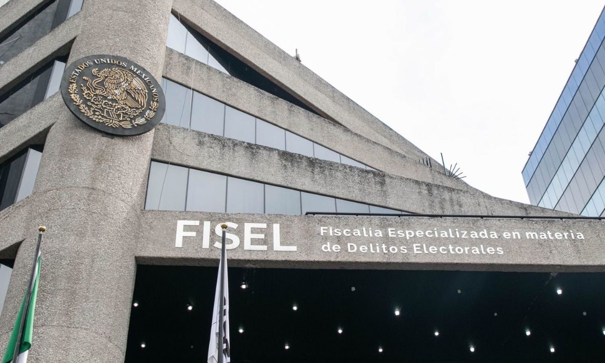 Al corte, la Fiscalía Especializada en materia de Delitos Electorales (FISEL), de la Fiscalía General de la República (FGR), reporta 95 denuncias por el proceso electoral extraordinario.